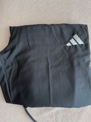 Pantalón de chándal Adidas negro sin estrenar
