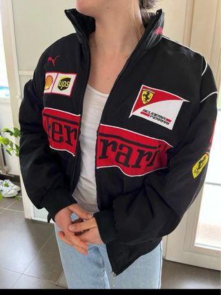 Chaqueta Ferrari F1 Racing Negra Roja