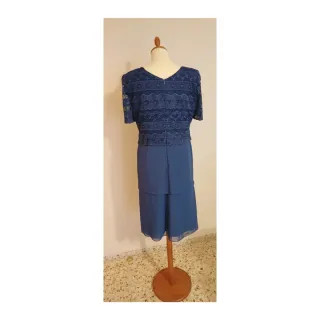 Vestido azul señora encaje