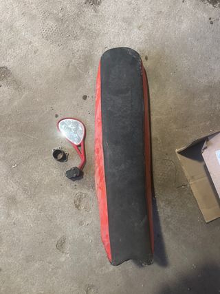 Piezas Derbi: Asiento y Espejo