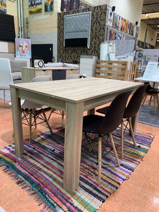 Mesa comedor + 4 sillas