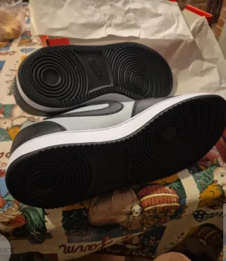 NUOVO!!! Nike Sneakers Bianche e Nere Tg 42.5 Nuov