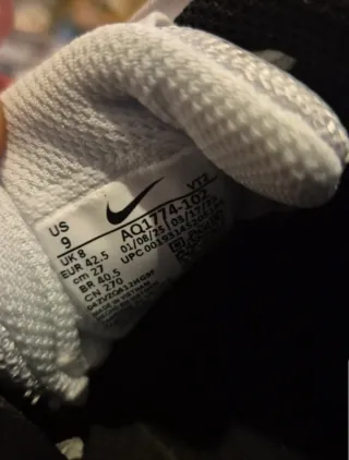 NUOVO!!! Nike Sneakers Bianche e Nere Tg 42.5 Nuov