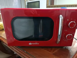 Microondas Mandine Rojo