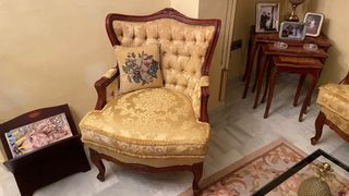 Tresillo Clásico Tapizado Tela y Madera