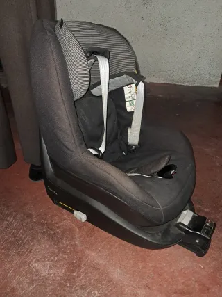 Silla coche Isofix BebeConfort 2 way Pearl