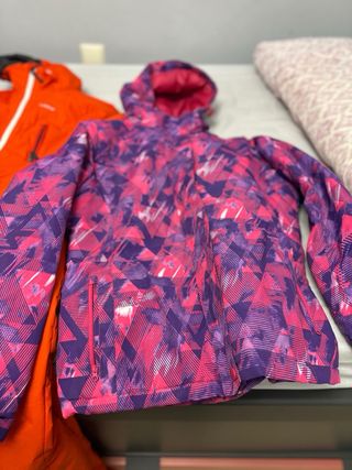 Ropa juvenil Deporte para la nieve.