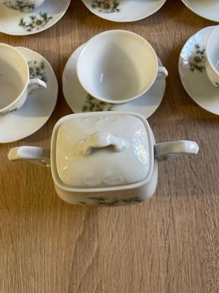 Juego Tazas y Azucarero Vista Alegre