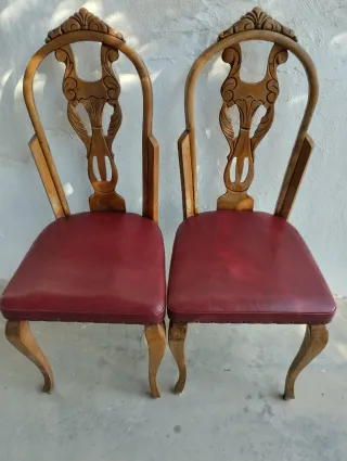 sillas antiguas para restaurar 15€ las dos