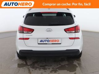 Hyundai i30 1.4 TGDI Tecno Sky