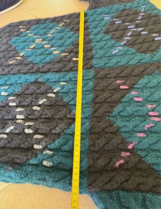 Hand knit vintage90’ Colours by Alexander Julian L