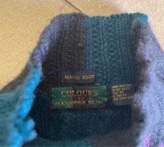 Hand knit vintage90’ Colours by Alexander Julian L