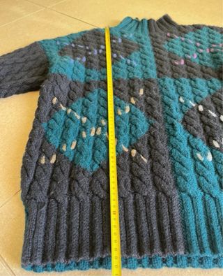 Hand knit vintage90’ Colours by Alexander Julian L