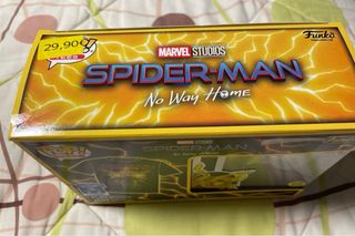 Funko Pop Spider-Man No Way Home con camiseta