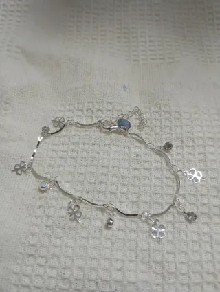 Pulsera Plata con tréboles y Circonitas
