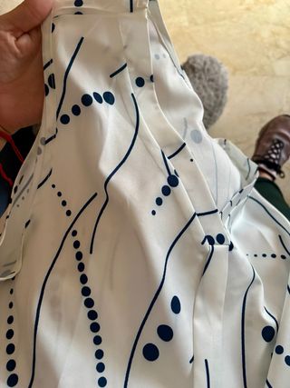 Blusa sin mangas con lunares