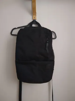 Mochila Incase Negra