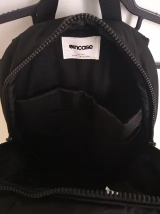 Mochila Incase Negra