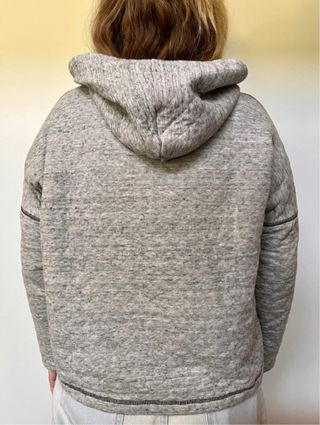 Jersey gris de invierno