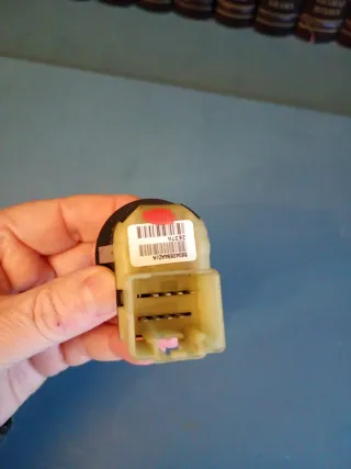 Mando control espejo retrovisor Dodge Caliber