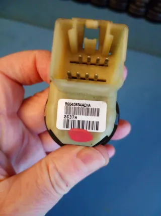 Mando control espejo retrovisor Dodge Caliber