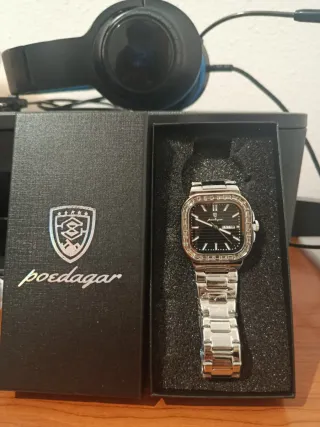 Reloj Poedagar Plata y Negro