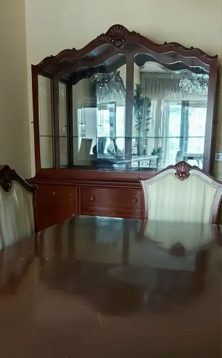 Mueble de madera vitrina con espejo vintage