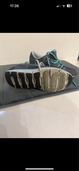 Zapatillas Skechers Gris y Turquesa