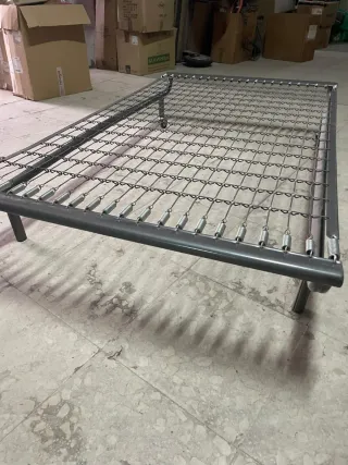 Base de cama muelles metálica