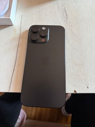 iPhone 16 Pro Max Negro