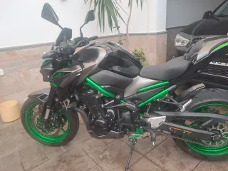 Moto Kawasaki z900