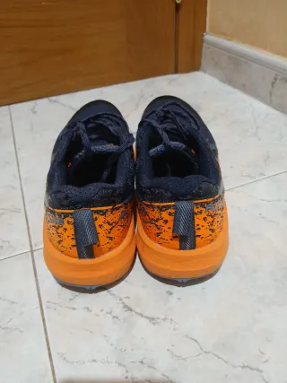 Zapatillas Asics Trail Running Naranja y Azul