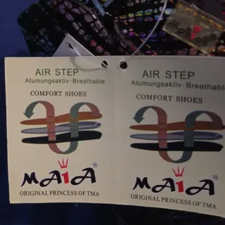 Elegantes botines de piel