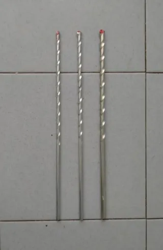 Herramientas: Mazo, Destornillador, Cincel, Brocas