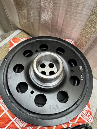 FEBI BILSTEIN 37420 Polea Cigüeñal