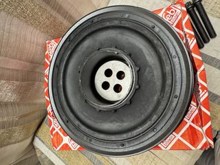 FEBI BILSTEIN 37420 Polea Cigüeñal