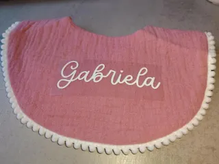 Babero personalizado