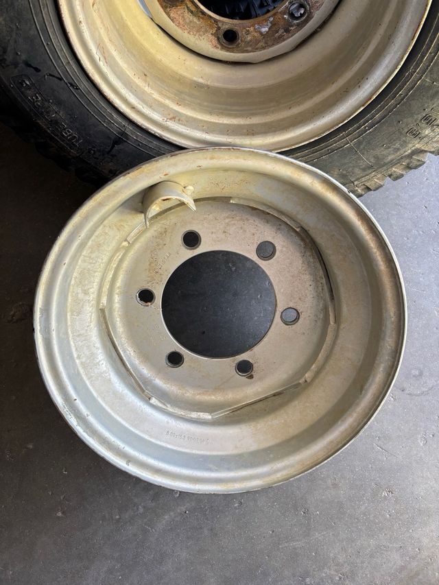 Llantas Remolque 11/80-15.3