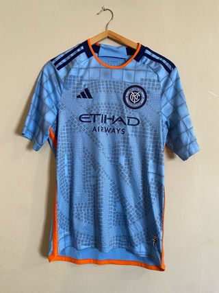 Camiseta Adidas Etihad Airways Talla 15-16Y