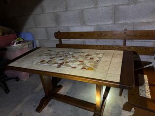 Tavolo e panca in legno massello intarsiato