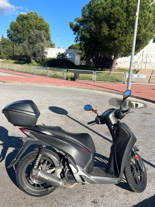 Honda SH125i Sport