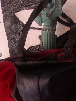 Bolso de Piel Genuina Negro y Rojo