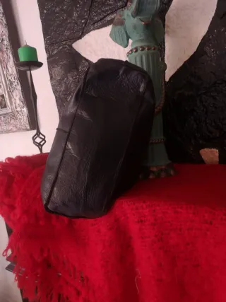 Bolso de Piel Genuina Negro y Rojo