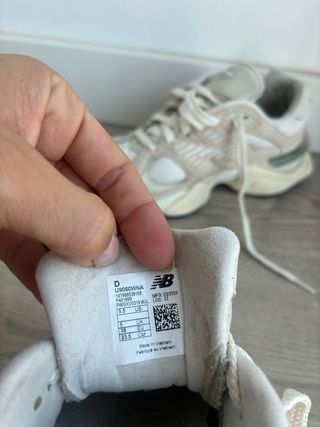 New Balance 9060 Beige/Plata