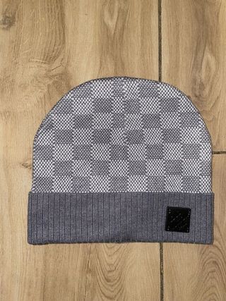 Berretto invernale grigio e bianco