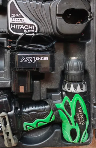 Taladro Hitachi DS12DVF3 12V Ni-Cd