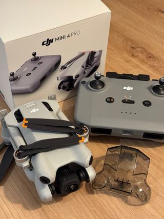 DJI Mini 4 Pro Dron