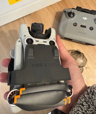 DJI Mini 4 Pro Dron