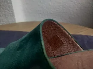 Zapatos Wonders tacón ancho verde