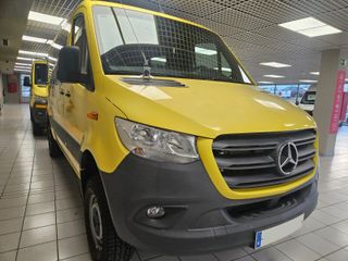 Mercedes-Benz Sprinter 9 PLAZAS COMBI 4X4 * LEER